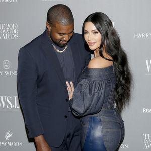 Endlich! Kim Kardashian präsentiert West-Weihnachts-Karte!
