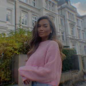 Solo? Karina kickt diese "Make Love, Fake Love"-Männer raus