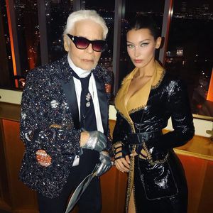 Zum Geburtstag: Bella Hadid erinnert an Karl Lagerfeld (†85)