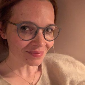 Lustiger Post: Karoline Herfurth wundert sich über Pickel