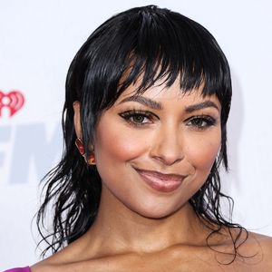 Hot oder Flop? Kat Graham präsentiert Vokuhila auf Event
