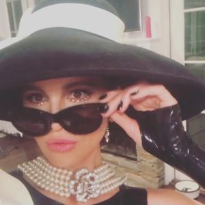 Klassisch statt gruselig: Kate Beckinsale als Audrey Hepburn