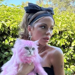 Fans entsetzt: Kate Beckinsale hat Katze erneut pink gefärbt