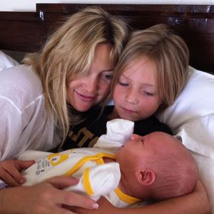 Mit Throwback-Pic: So süß gratuliert Kate Hudson ihrem Sohn