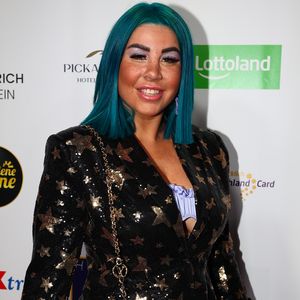 "Ewige Baustelle": Ist Kate Merlan süchtig nach Beauty-OPs?