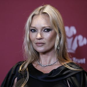 Kate Moss' Verhalten auf der Paris Fashion Week besorgt Fans