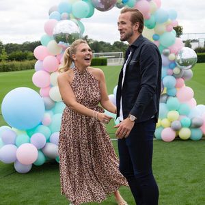 Tottenham-Fußball-Held Harry Kane erwartet sein drittes Kind