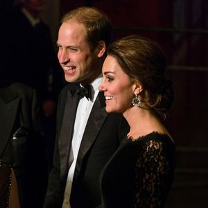 Herzogin Kate & Prinz William reisen ohne George