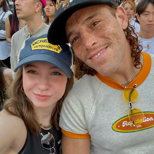 Klunker: "The Walking Dead"-Star Katelyn Nacon ist verlobt