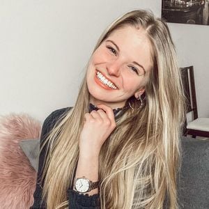 BTN-Star Katharina Kock feiert mit Kegelklub "virtuell" Xmas