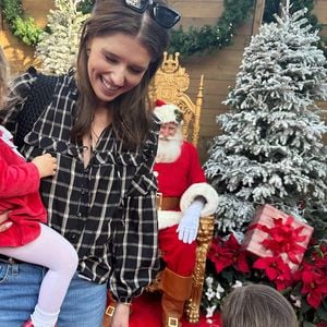 Chaotisch: Katherine Schwarzenegger mit Kids bei Santa Claus