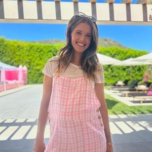 Chris Pratt teilt erstes Babybauchfoto seiner Frau Katherine