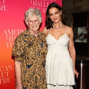 Selten: Katie Holmes glänzt mit ihrer Mutter bei Gala