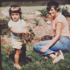Altes Kinderbild: Hier sah Katie Holmes wie Tochter Suri aus