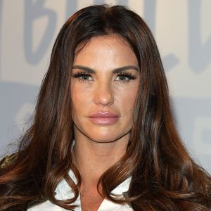 Geplatzter Gerichtstermin: Haftbefehl gegen Katie Price!