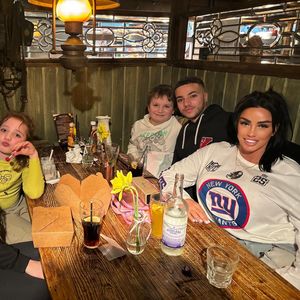Katie Price gibt zu: Sie muss Geburtstage ihrer Kids googeln