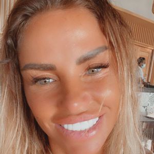 Katie-Price-Fans besorgt: Ihr Gesicht sähe nicht gesund aus