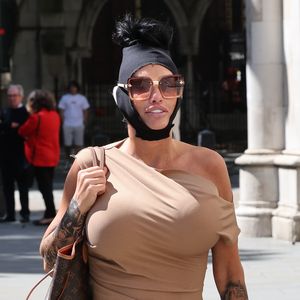 Katie Price' Kinder sind wegen ihrer Schönheits-OPs wütend