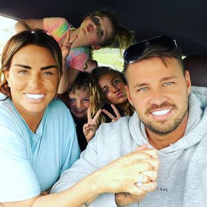Krise? Katie Price' Kids sind Freund Carl Woods entfolgt