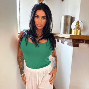 Diss gegen Ex-Männer? Katie Price ist Mama und Papa zugleich