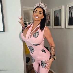 Fans verärgert: Katie Price kommt zu eigener Show zu spät!