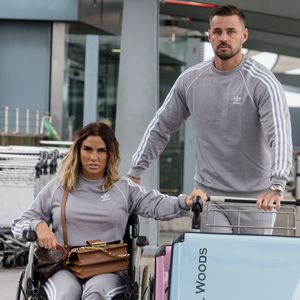 Katie Price' Ex Carl übt harsche Kritik an ihrer neuen Doku