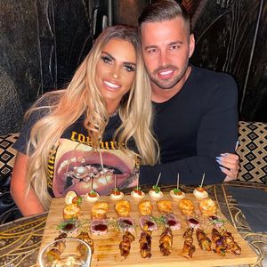 Katie Price' Ex Carl warnt ihren neuen Liebhaber vor Untreue