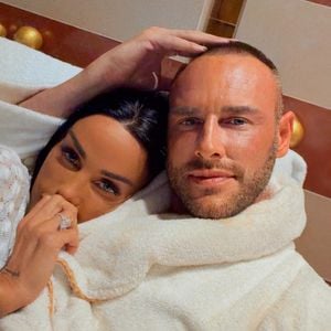 Vor Hochzeit in Haft: Ist Katie Price' Ehemann ein Betrüger?