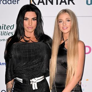 Katie Price darf nicht mit Freunden ihrer Tochter abhängen!