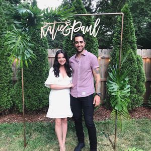 "The Bold Type"-Darstellerin Katie Stevens hat geheiratet!