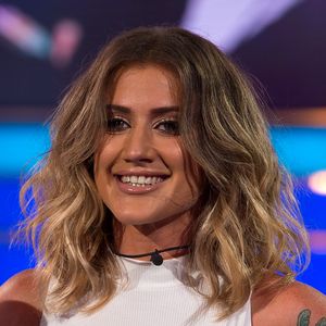 Blutgerinnsel: "X Factor"-Star Katie Waissel bangt um Lunge