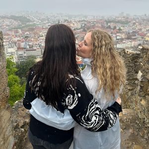 Seltenes Foto: So süß gratuliert Katja Burkard ihrer Tochter