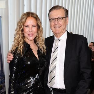 Katja Burkard teilt das erste Hochzeitsbild mit ihrem Hans