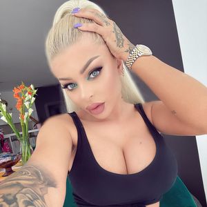 "Sehr gewalttätig": Katja Krasavice packt über Vater aus!