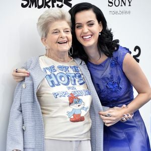 Wird Katy Perry ihre Tochter nach verstorbener Oma benennen?