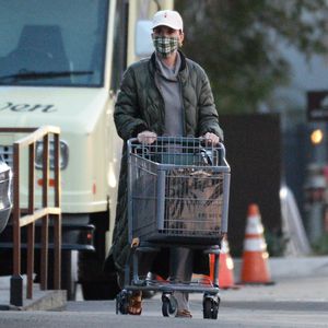 Schlappen und Jogger: So cool geht Mama Katy Perry einkaufen