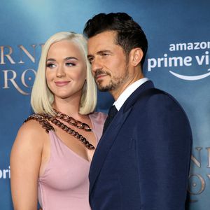Legen Katy und Orlando den Babynamen erst nach Geburt fest?