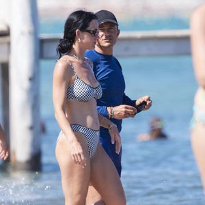 Katy Perry und Orlando genießen Familienzeit in Saint-Tropez