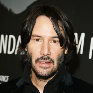 Weiche Knie bei Kim Gloss: Was geht da mit Keanu Reeves?
