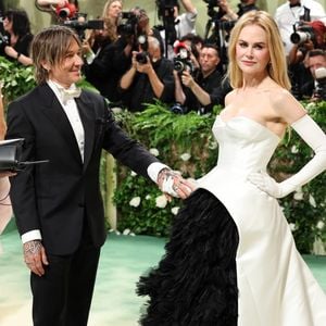 Nicole Kidman versucht, sich während Scheidung zu schützen