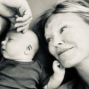 "Law & Order"-Star Kelli Giddishs dritter Nachwuchs ist da!