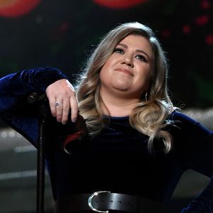 Wie süß: So stolz ist Kelly Clarkson auf ihre kleine Familie