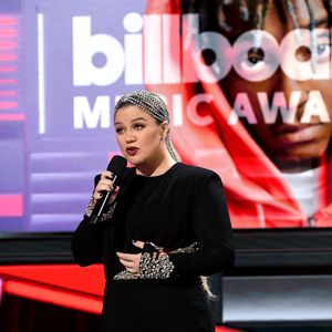 Klage von Ex-Schwiegervater: Kelly Clarkson schlägt zurück