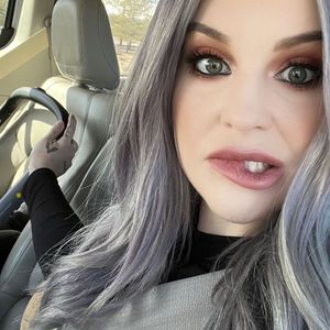 Erster Job als Mutter: Kelly Osbourne nimmt ihren Sohn mit!