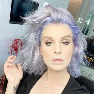 Beim Halloween-Shopping: Kelly Osbourne zeigt schlanken Body