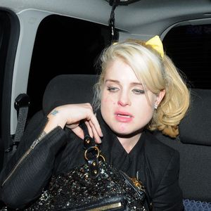 Kelly Osbourne liefert sich selbst in Drogenklinik ein