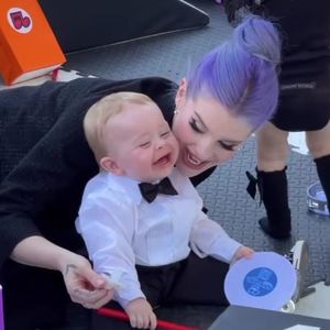 Erster Geburtstag: Kelly Osbournes Sohn mag es gruselig!