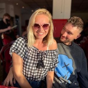 Witwe Kelsey ist sicher: Tom Parker schickt ihr noch Zeichen