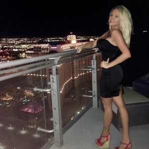 Mordverdacht: Ist verhaftetes Playmate schwanger vom Opfer?