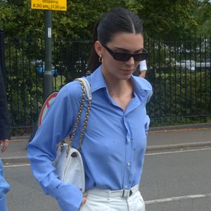 Kendall Jenner spricht offen über Akne-Probleme als Teenie
